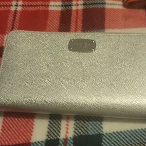 MICHAEL Michael Kors Silver Wallet